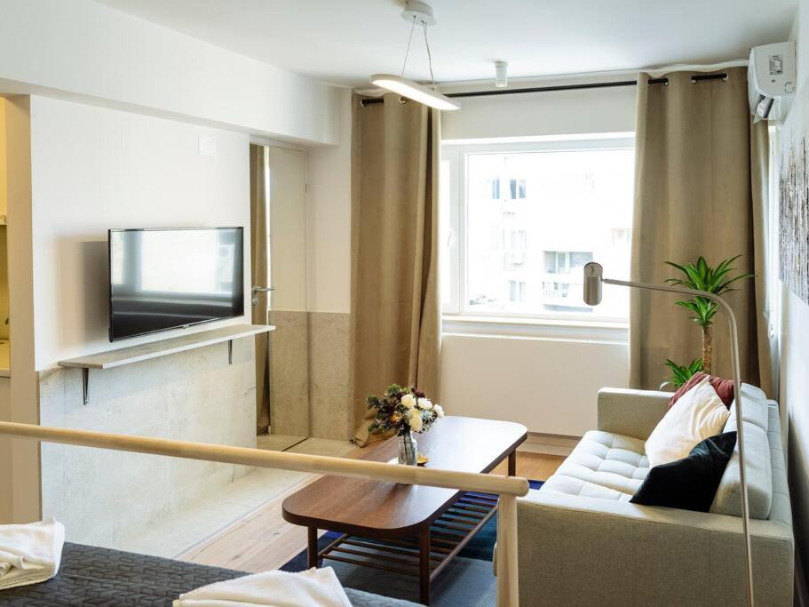 Apartment Sunny Modern - Cismigiu Park & Old Town